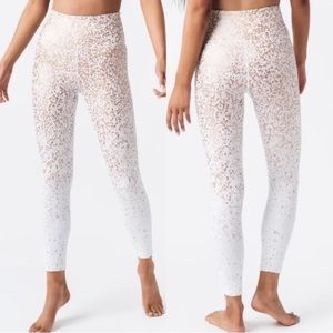 Zyia White Stay Gold Light n Tight NWT Hi-Rise 7/8 24” Leggings Size 6-8